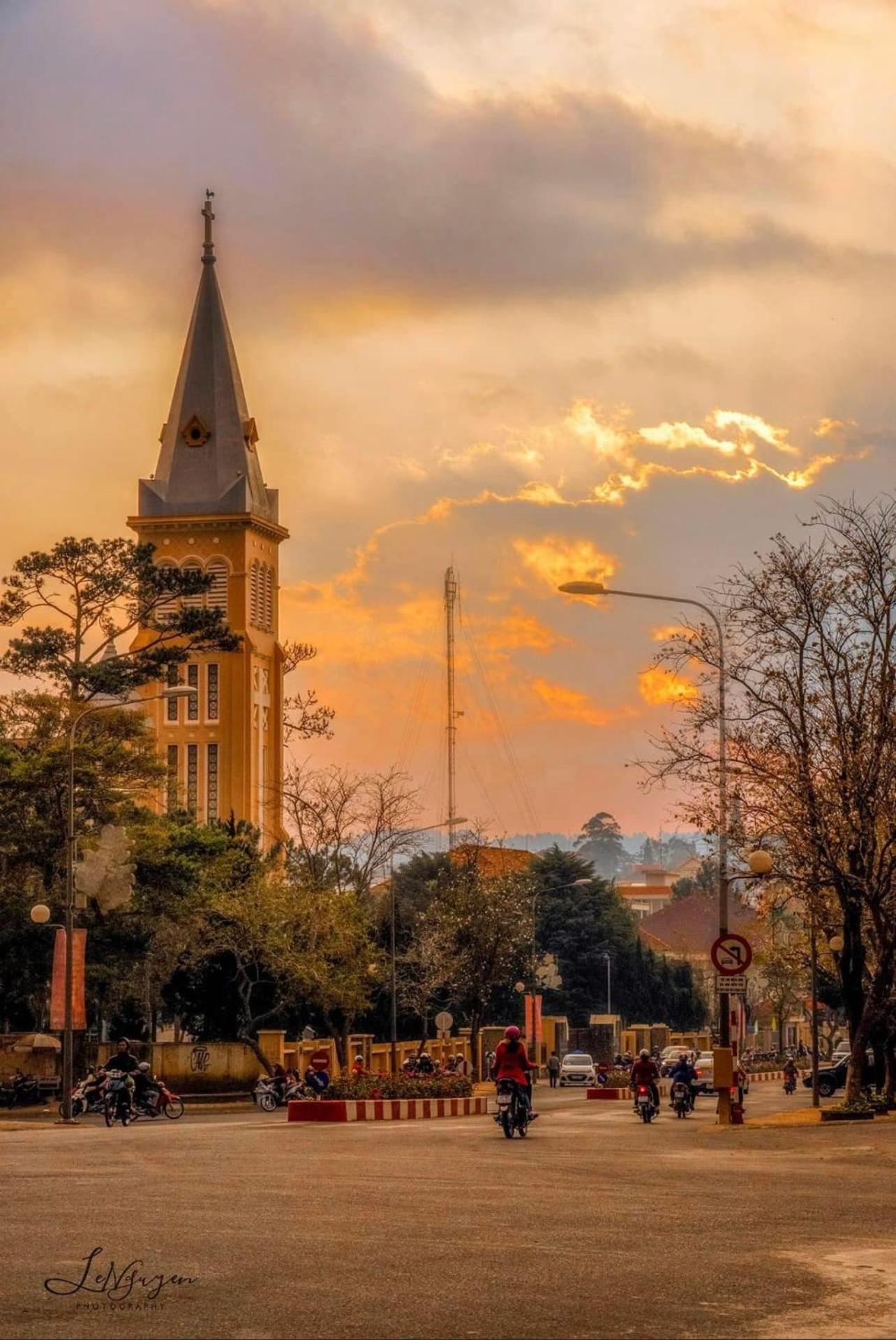 Mat Troi Vang Dalat Hotel Exterior foto
